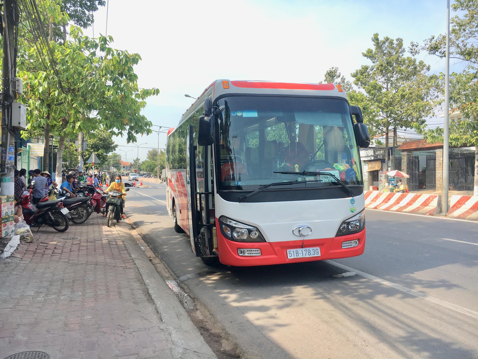 1774cd9442e10daeb879.jpg