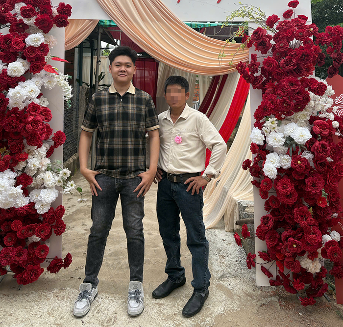 1810fe254c9c741ed6a6.png