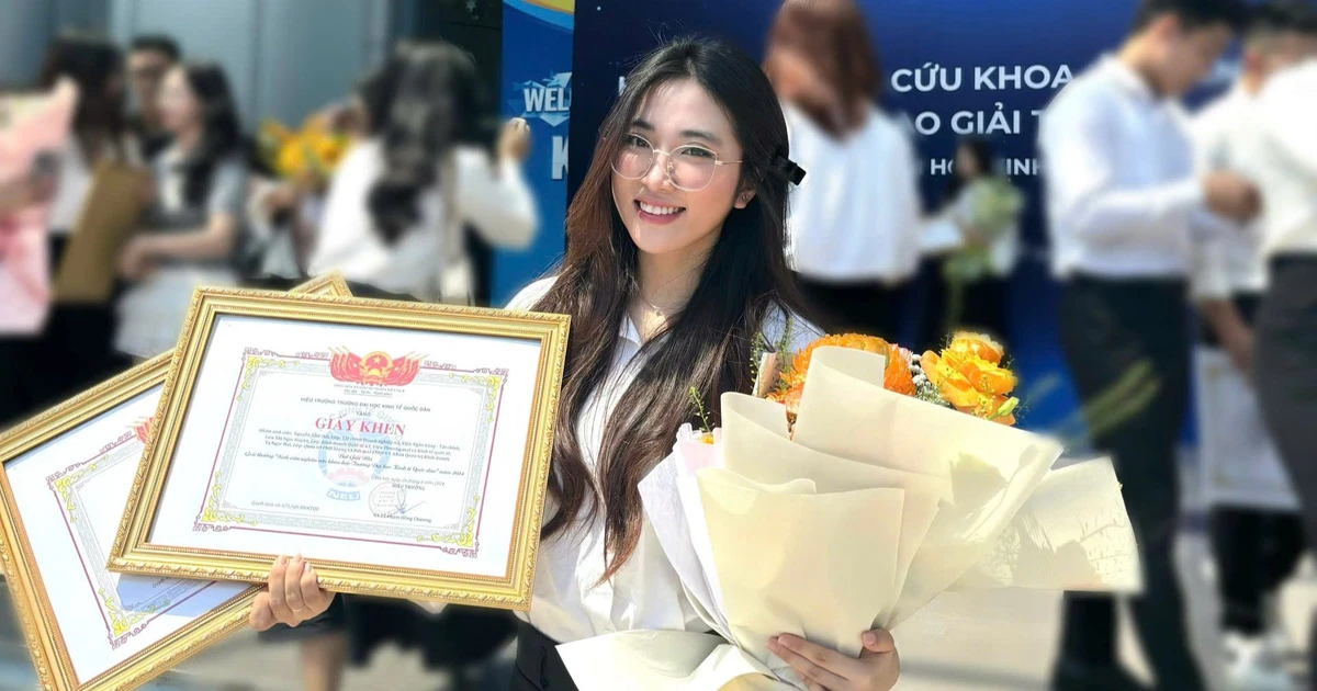 Nữ Đảng viên trẻ Kinh tế Quốc dân ghi dấu ấn với giải thưởng nghiên cứu khoa học xịn xò