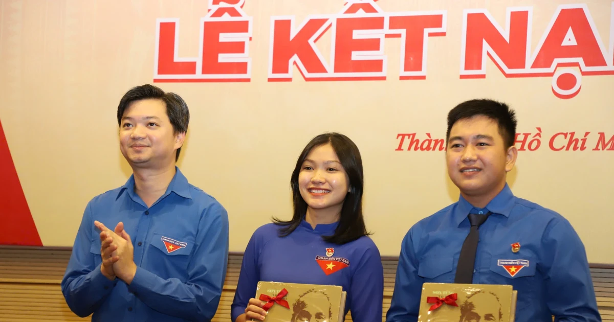 Sài Gòn mở màn Tháng Thanh niên cực xịn: Từ hỗ trợ đi Metro đến thực tập ở đảo xa ✨