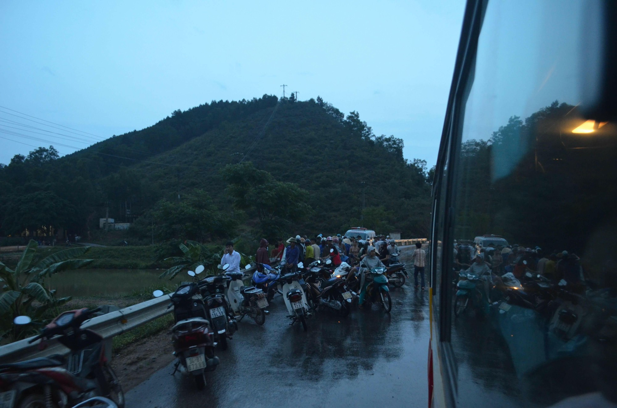 196f89184c85d222eca0.jpg