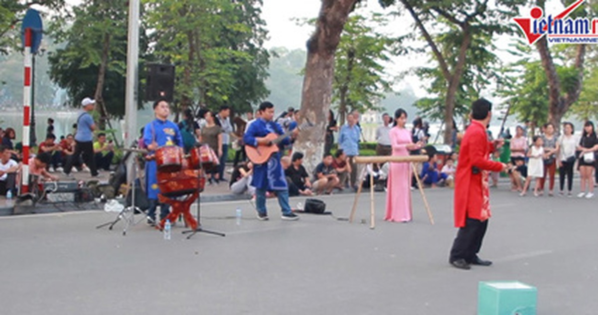 19afb2dcc883954b354f.jpg