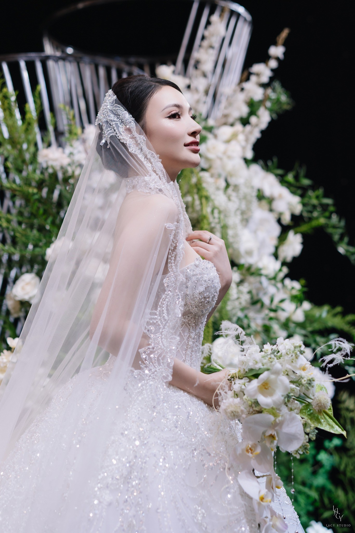 19ddf1d3807e6b21fd08.jpg
