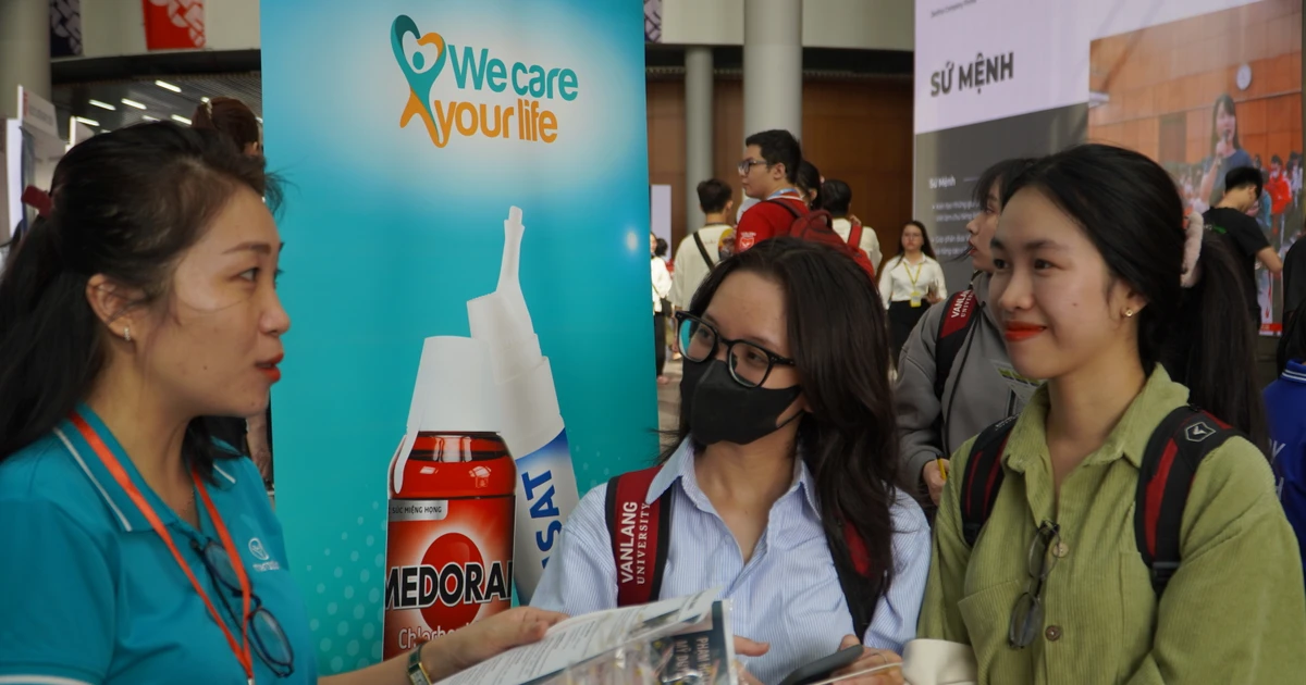 10.000 cơ hội việc làm xịn tại Ngày hội việc làm 'VLU's Job Fair 2024' - Cơ hội nào cho Gen Z?