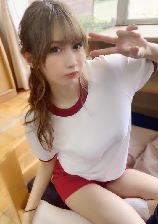 1ade037b41890dbbf346.jpg