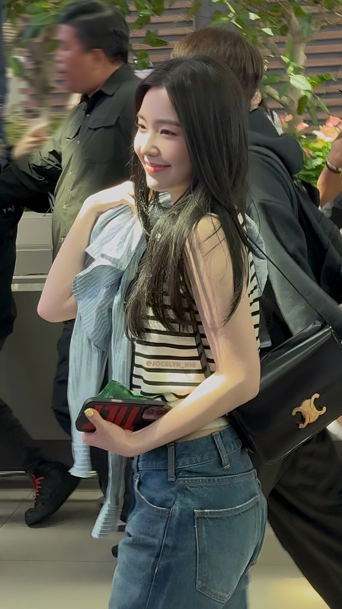 1b06f45ce3736cff819e.jpg