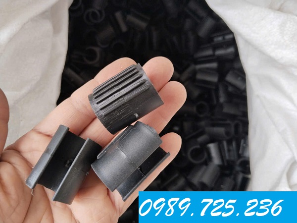 Ốp chân ghế - ốp chân bàn: Phụ kiện nhỏ xinh giá hạt dẻ mà xịn xò không ngờ ✨