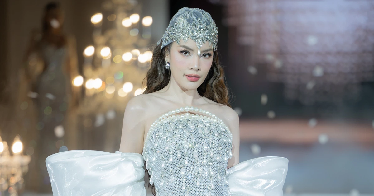 Lê Hoàng Phương 'càn quét' các show thời trang, thần thái đỉnh cao xứng danh 'nữ chiến binh sàn diễn'
