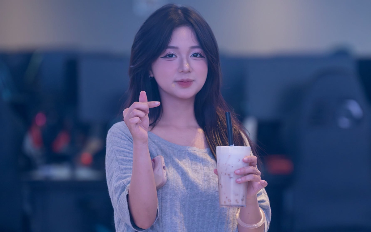 Visual 10/10 từ phòng net: Hot girl 2k6 gây sốt MXH, netizen phải công nhận "chuẩn visual không chỉnh"