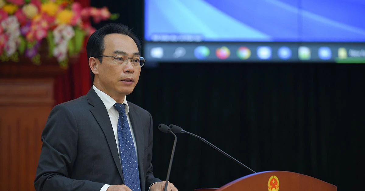 Thứ trưởng ra lệnh: Đừng chơi chiêu giảm chỉ tiêu đột ngột, sinh viên tương lai còn stress rồi!