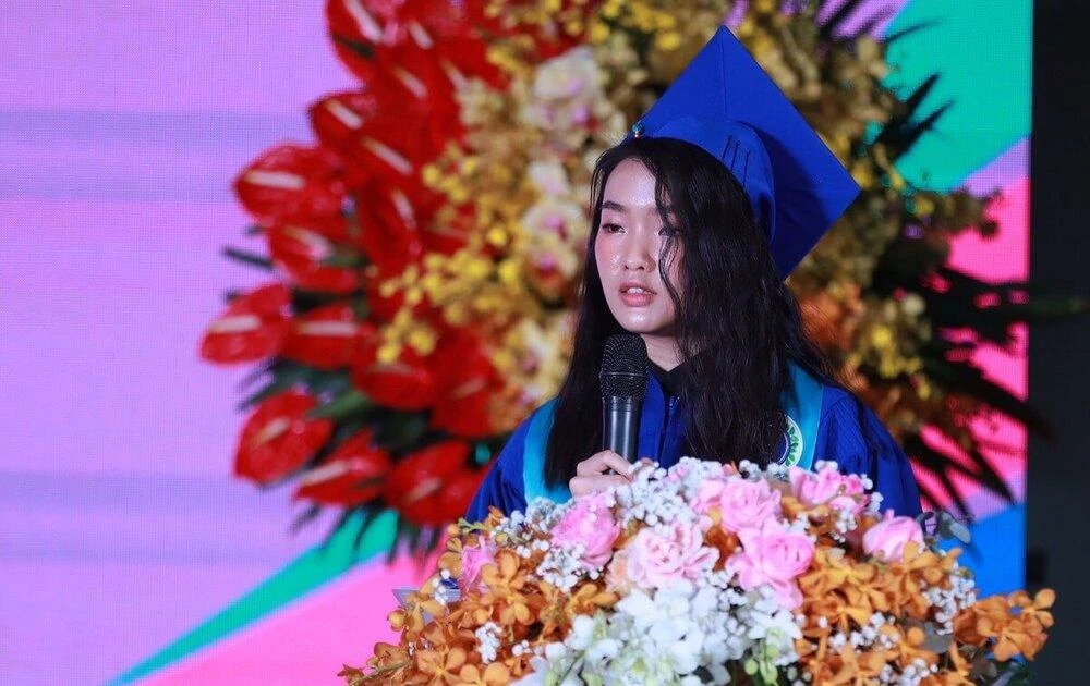 Thủ khoa Đại học Luật: Từng chật vật lắm mới đuổi kịp kỳ vọng của chính mình