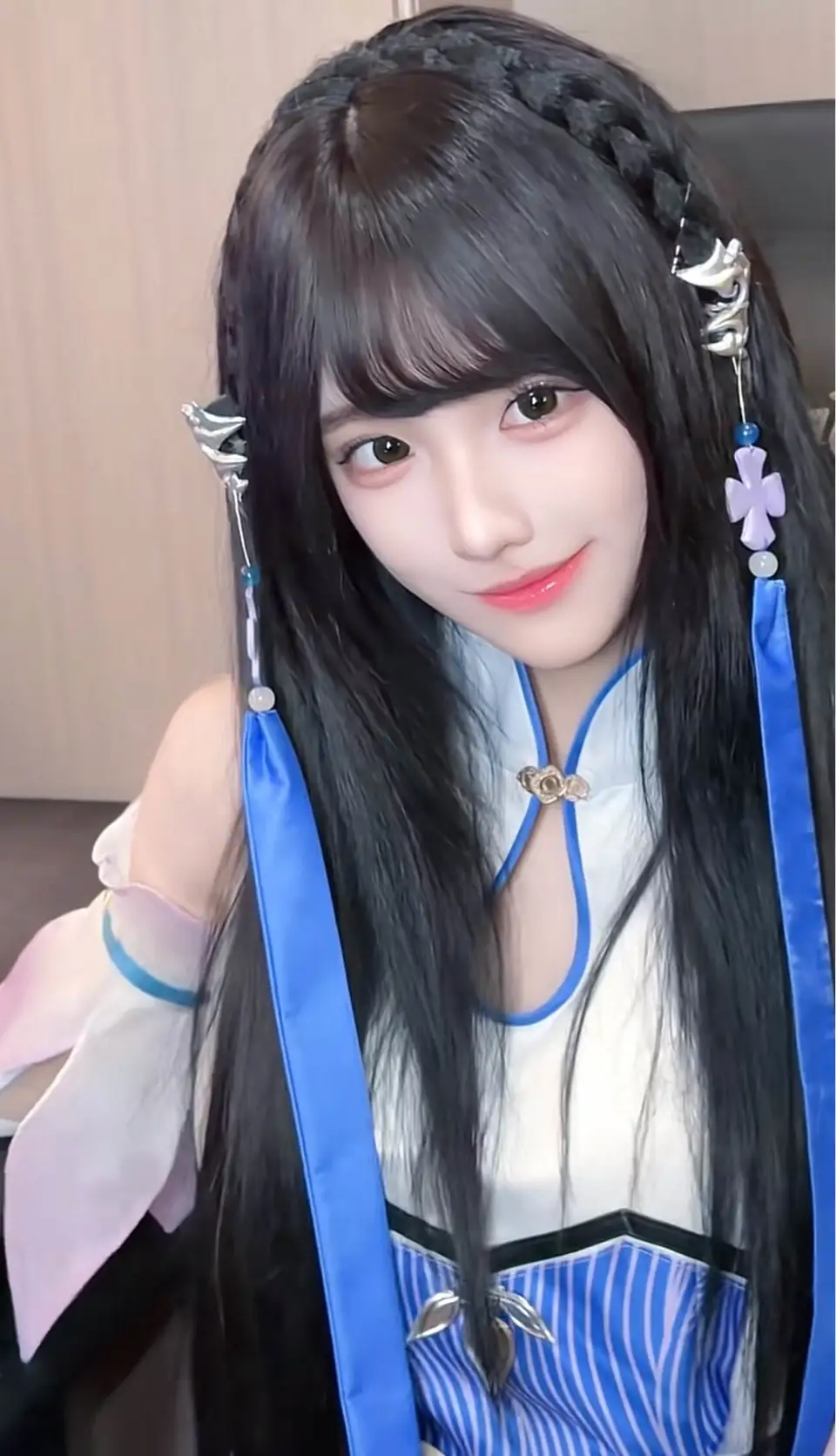 1ebf539b3a26a933f573.png