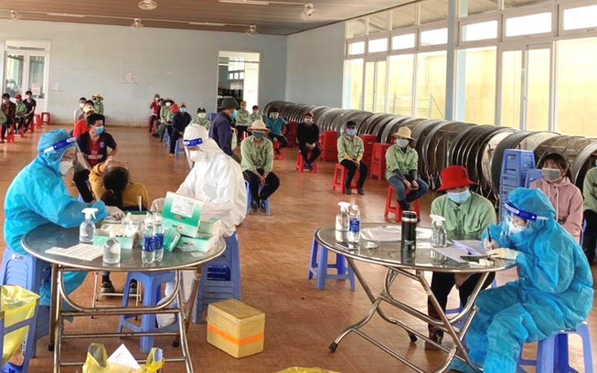 Giám đốc Sở Y tế Lâm Đồng lên tiếng về quy định xét nghiệm Covid-19 đang gây sốt