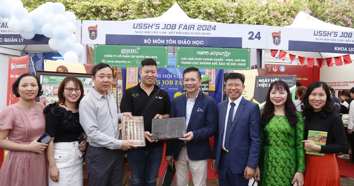 Shark Hưng chỉ ra 3 bài học 'xịn sò' giúp sinh viên KHXH&NV bứt phá trong hành trình khởi nghiệp