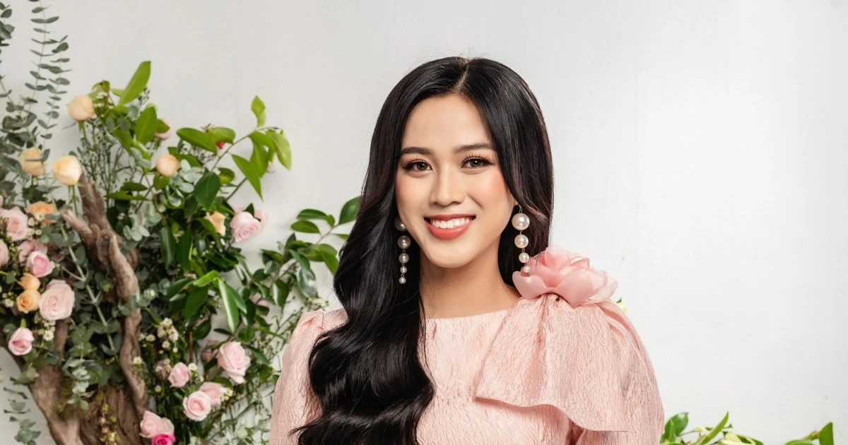 Hoa hậu Đỗ Thị Hà: Body chuẩn thì mặc gì cũng "xịn sò"
