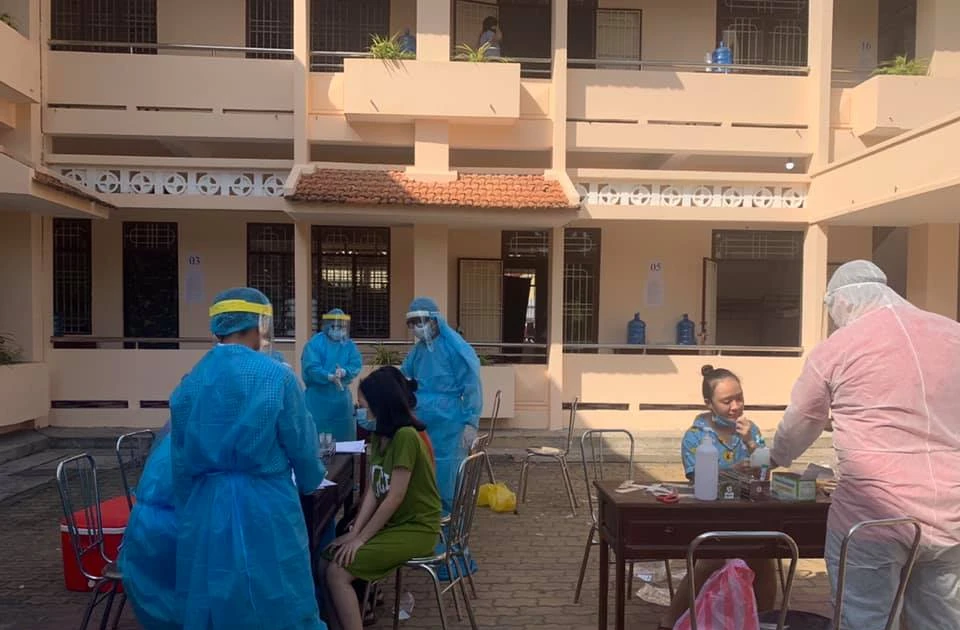 ĐH Thủ Dầu Một đau đầu truy vết F1, F2: Lịch trình dày đặc quá trời!