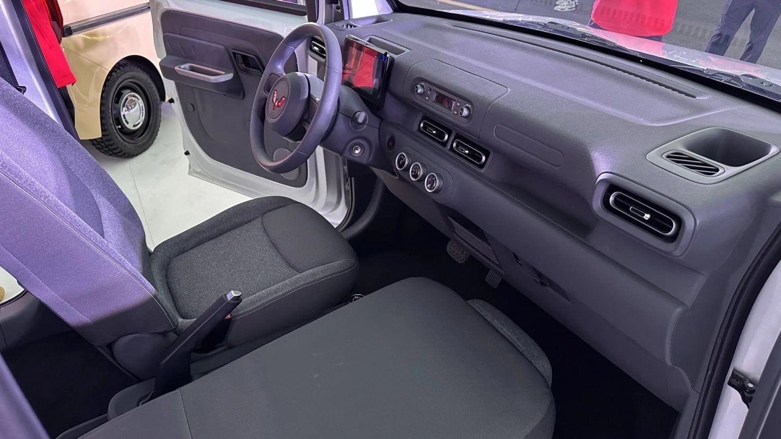 21fef5ee42e8f84c65ff.jpg