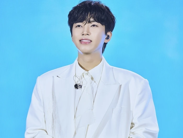 Lim Young Woong mới là "biểu tượng thời đại" của làng nhạc Hàn Quốc hiện nay