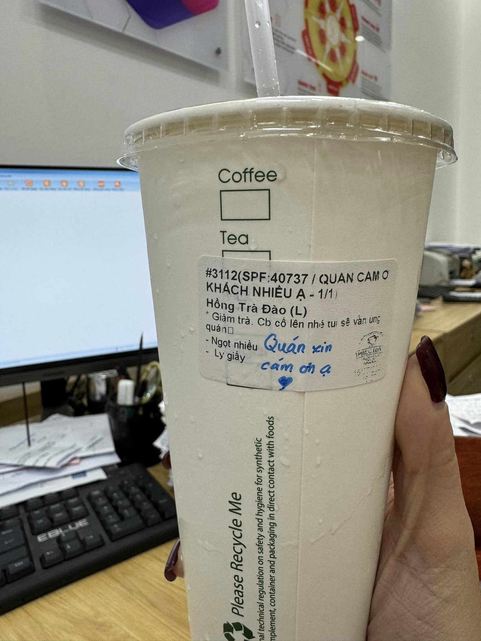 22db4352dc18b4eba051.jpg