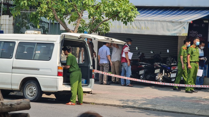 2341db80dd10f628a886.jpg