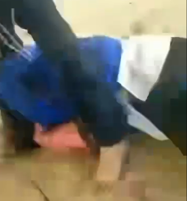 235e547e0f22d6404f74.png