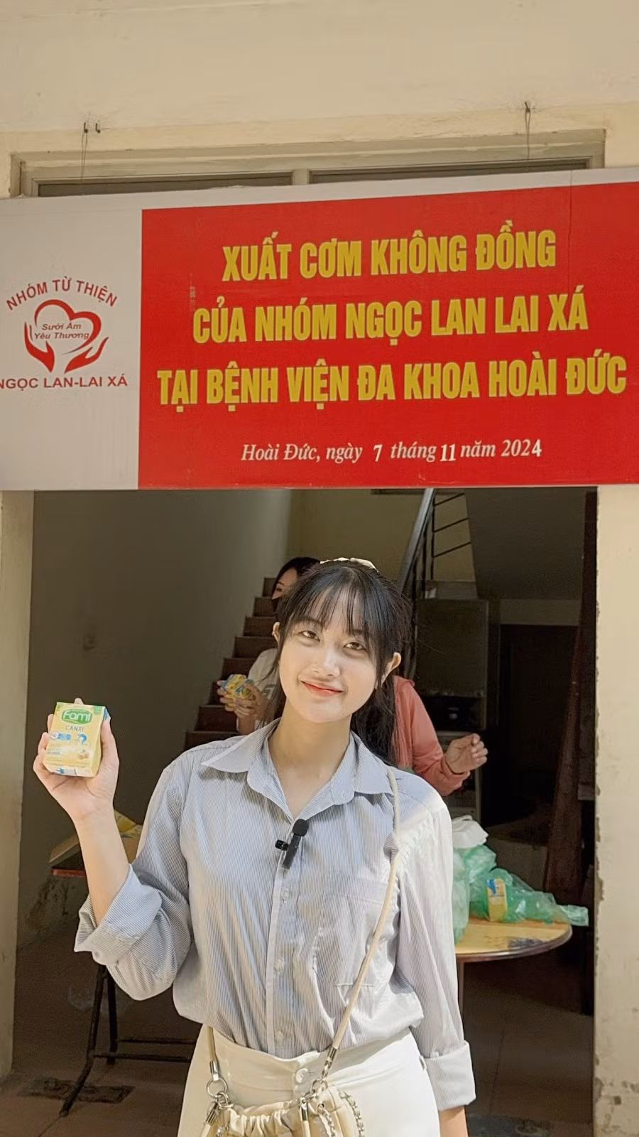 2363ee9c55489a279f74.jpg