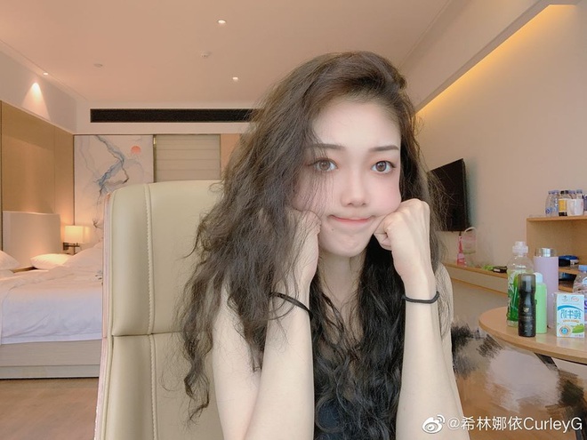2420be3d9d47b99255ed.jpg
