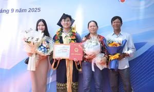 24cb7bd453e7b4db3b9d.jpg