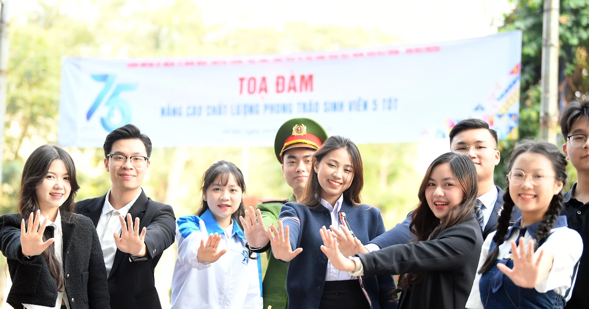 255f6ae6a9b453cfa318.webp