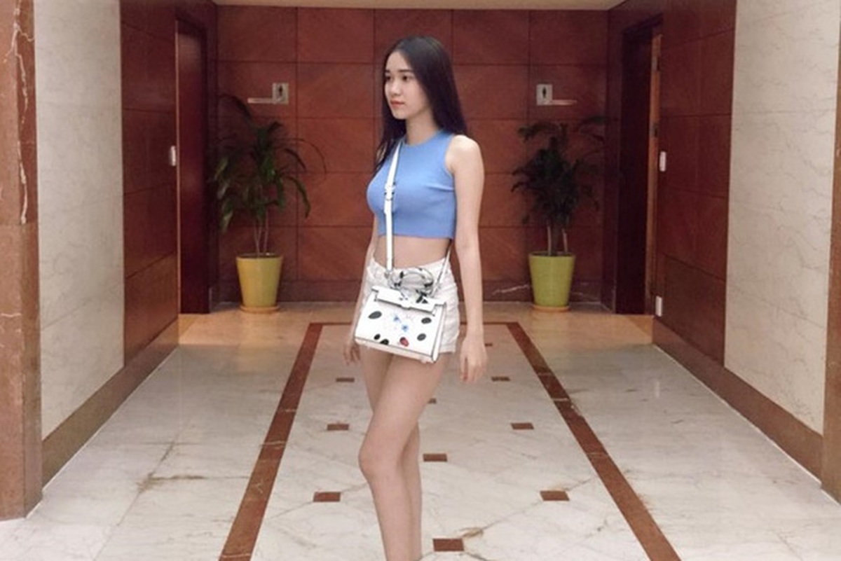 258d79895432a13df5cc.jpg