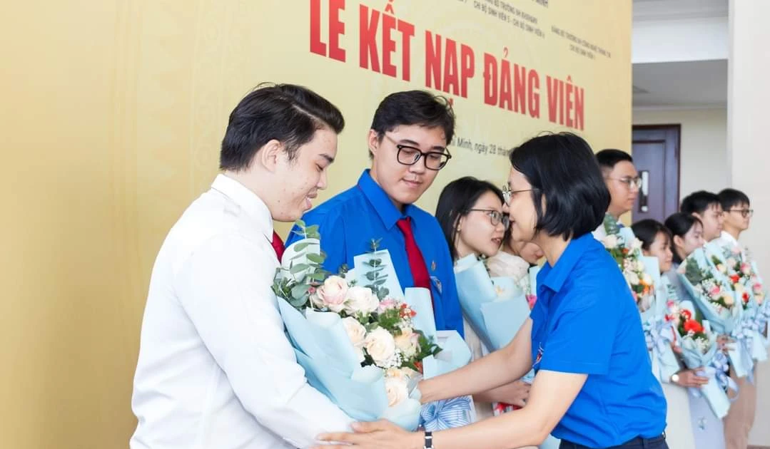 ĐHQG TP.HCM tổ chức Ngày hội 'Những người cộng sản trẻ' - Sự kiện ý nghĩa vinh danh thế hệ trẻ tiêu biểu