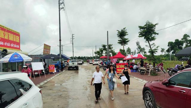 28056aff4cf01edb567e.jpg