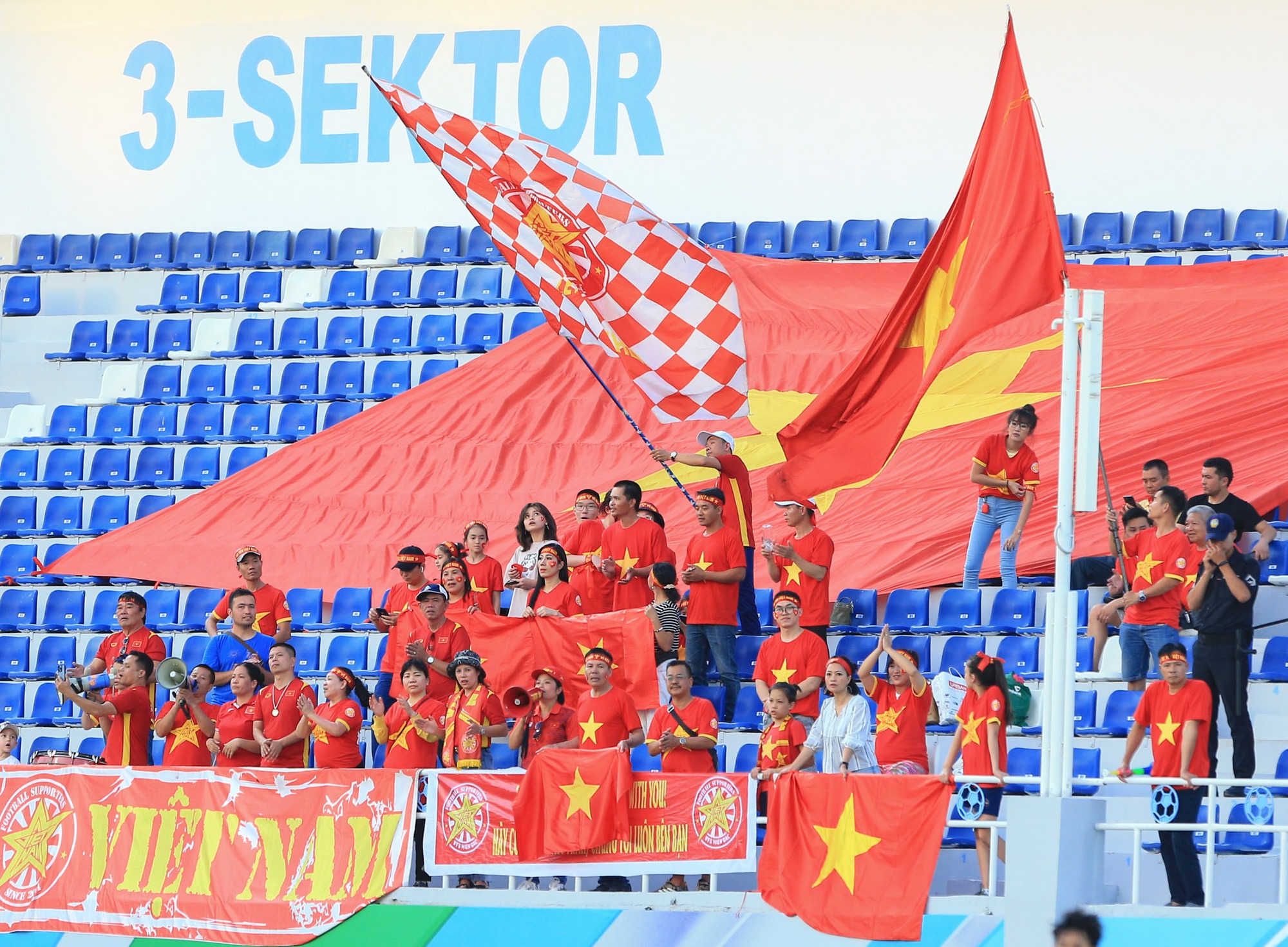 2873fa3fc9acf9979e76.jpg