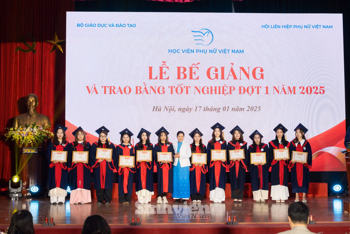 28d072e419a3d0b848d4.jpg
