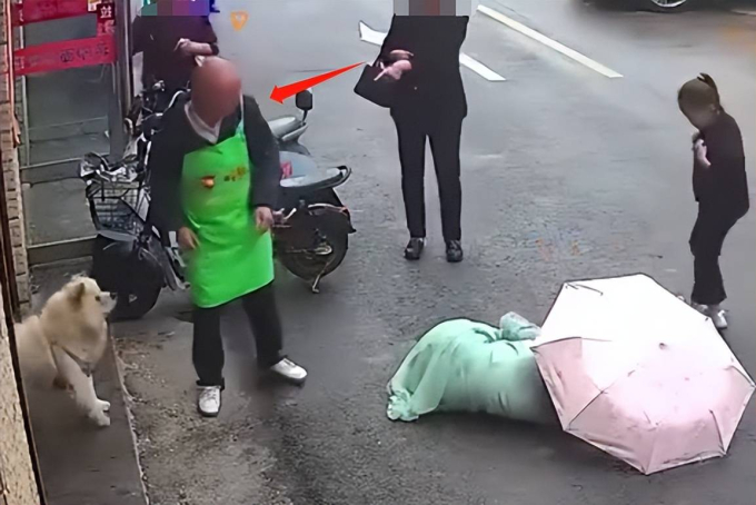 28f7b622855992bc7ae3.jpg