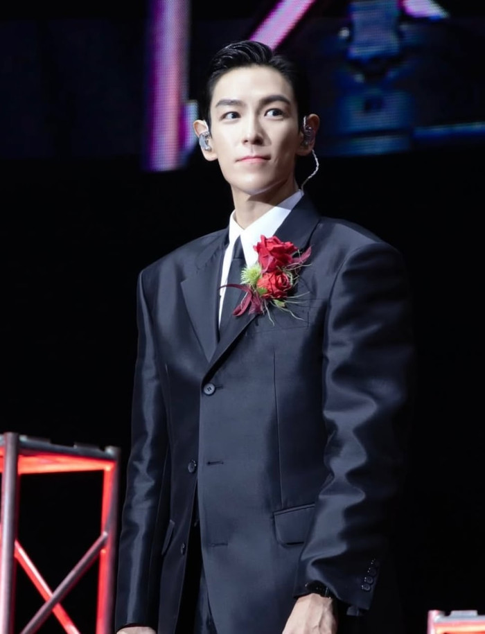 2908a92d65e518bfa5fb.jpg