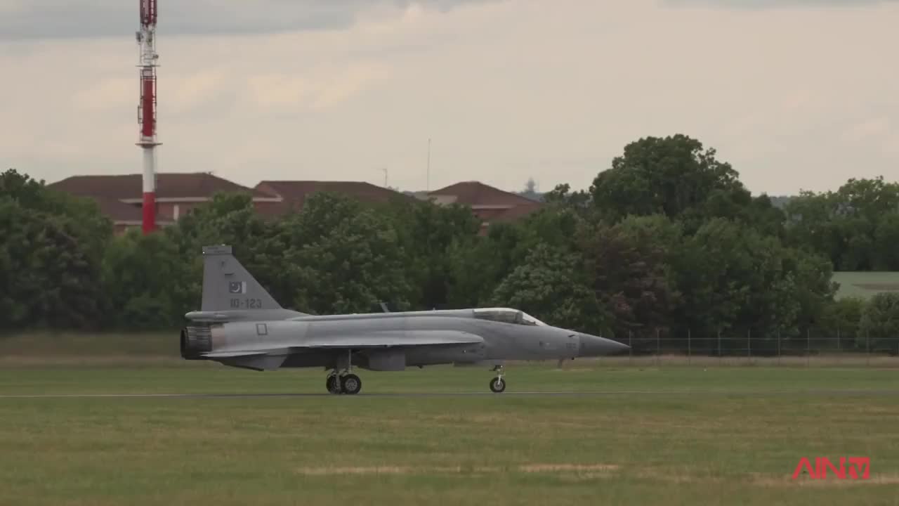 29375f160af8f7056382.jpg