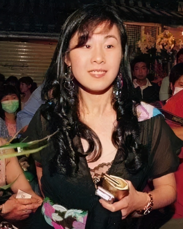 299c6179948d0441f172.jpg