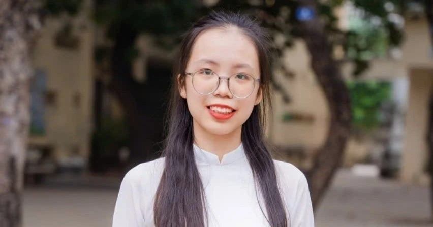 Thủ khoa 2024 tâm sự: Ánh hào quang sẽ tắt thôi, trưởng thành mới là cuộc chơi dài hạn