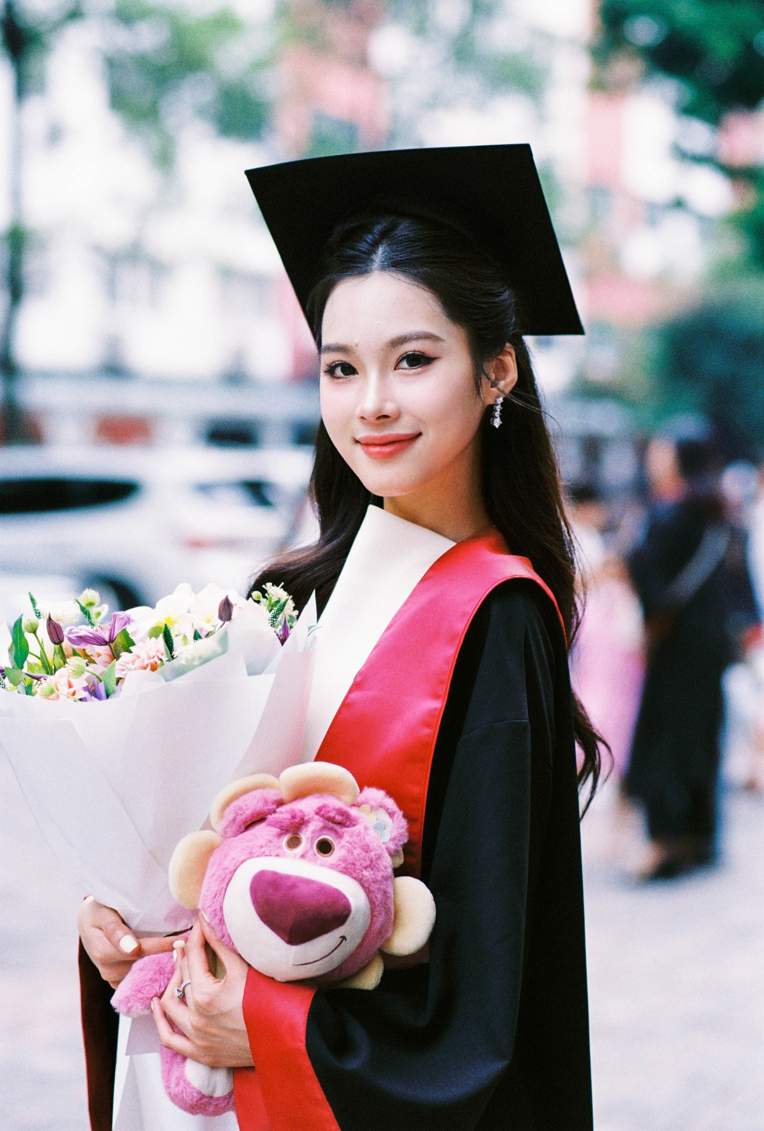 29efad2983edf1743709.jpg
