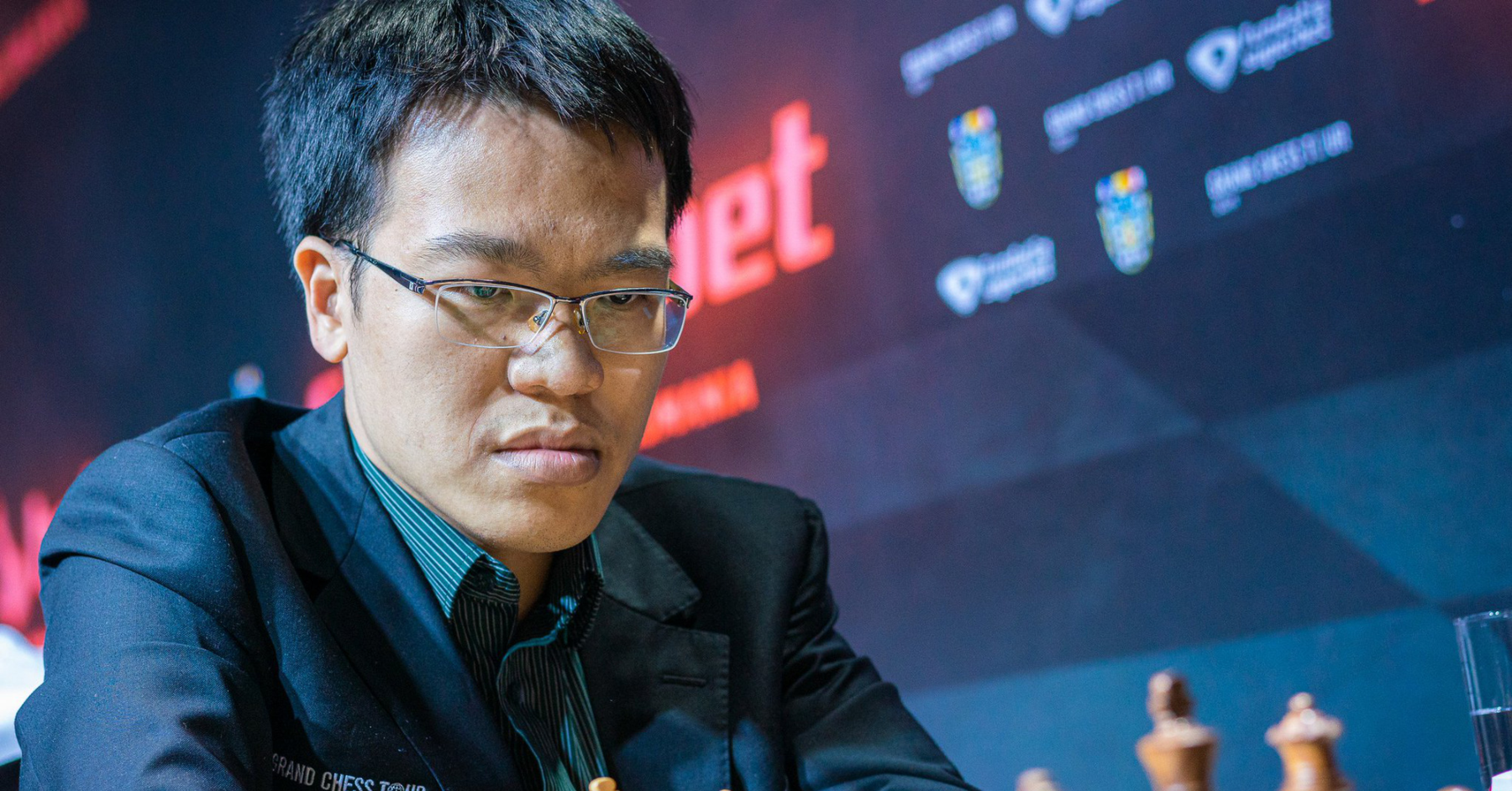 Lê Quang Liêm sắp gia nhập Team Flash? Cộng đồng "rần rần" vì hint quá rõ