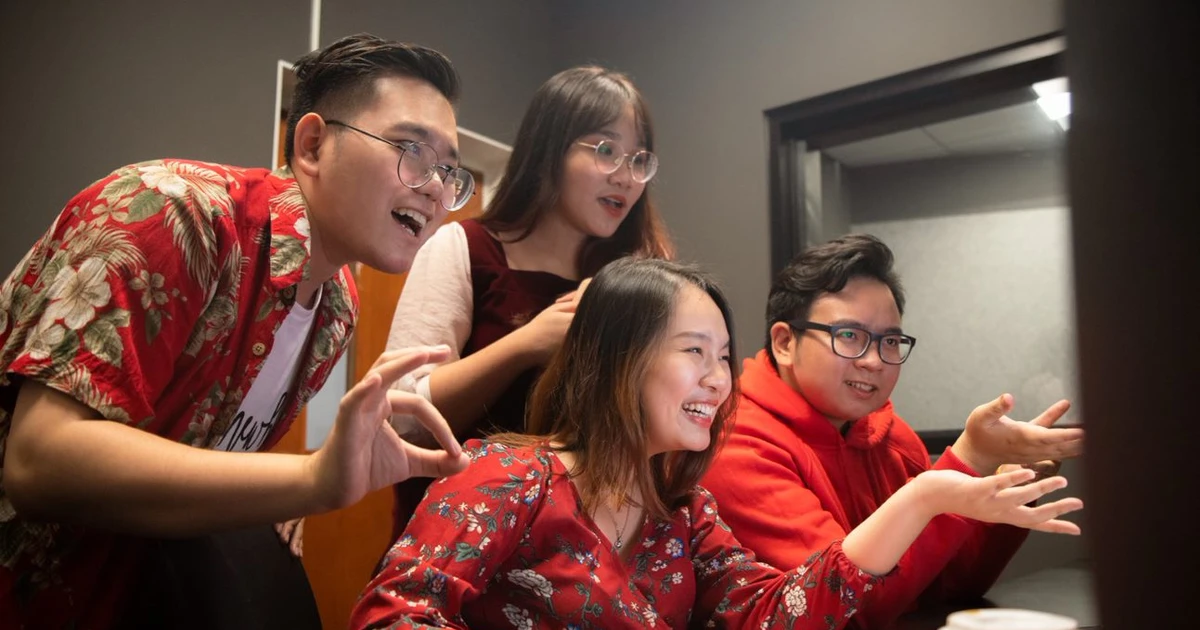 Sinh viên RMIT thả thính bằng nhạc, động viên hội 2k2 trước giờ G thi tốt nghiệp