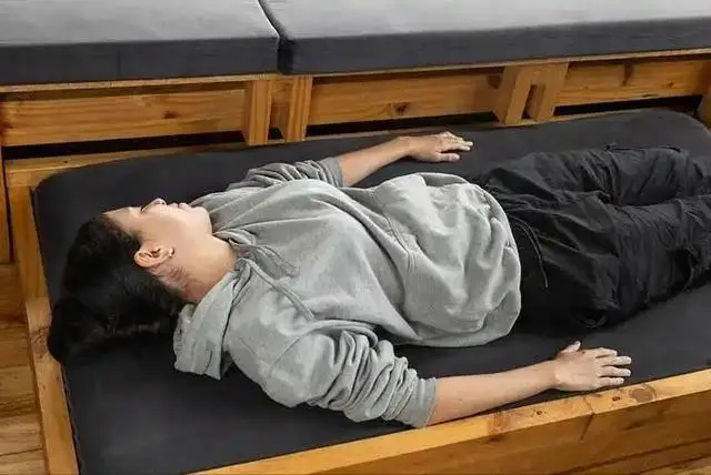 2a4823537d0de6fdbe49.jpg