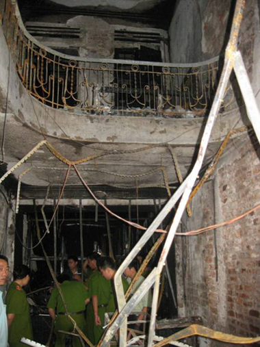 2b0cec41499917701cb8.jpg