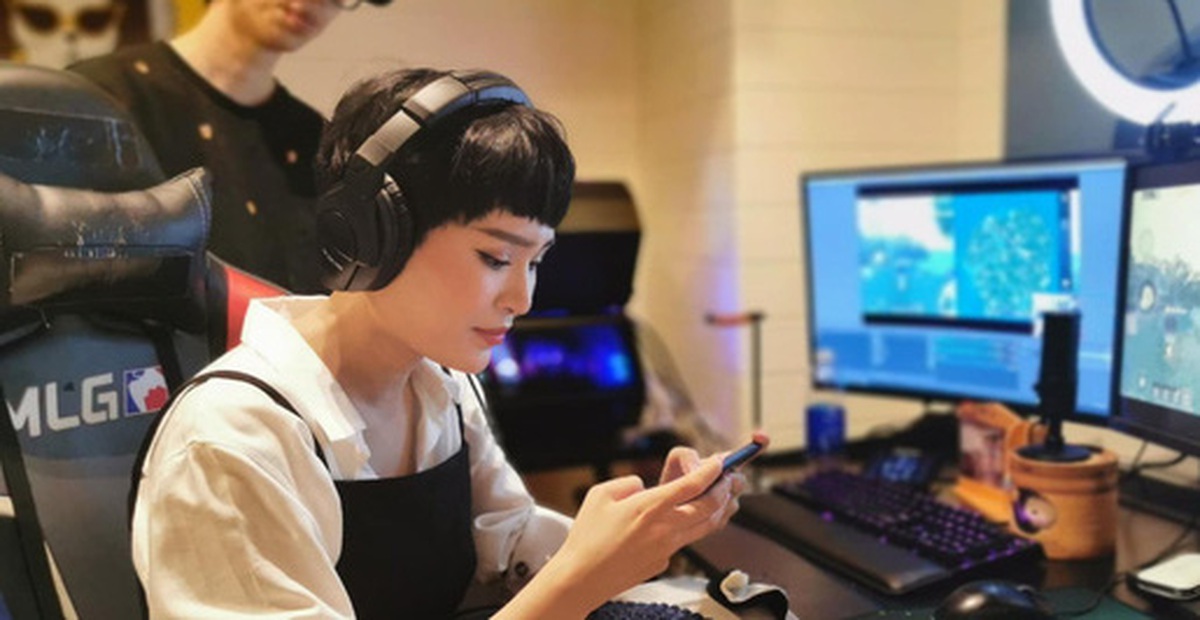 Hiền Hồ thú nhận "nghiện" PUBG Mobile, còn được ViruSs khen ngợi hết lời