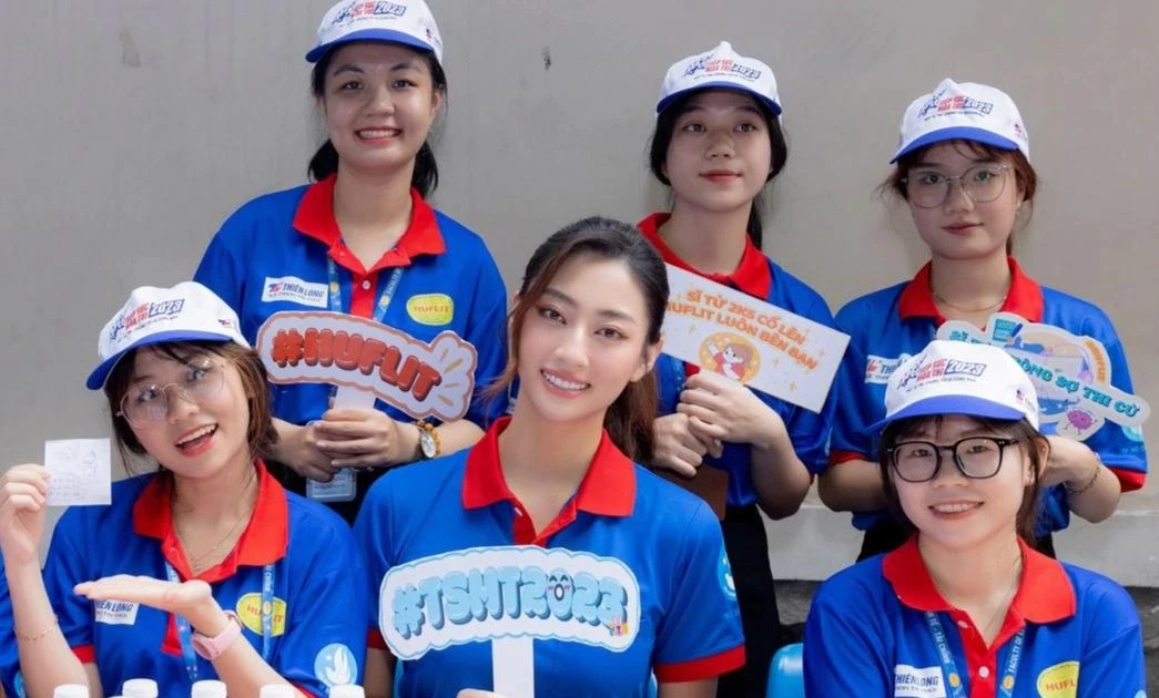 Hoa hậu Lương Thùy Linh tiếp sức sĩ tử: 'Áp lực là có thật, nhưng bạn không đơn độc'