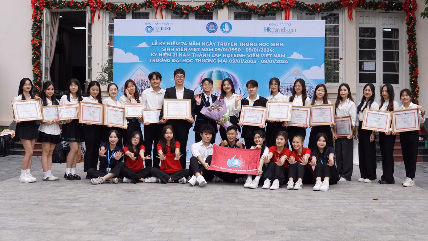 2ccca2bd7189b9ddea10.jpg