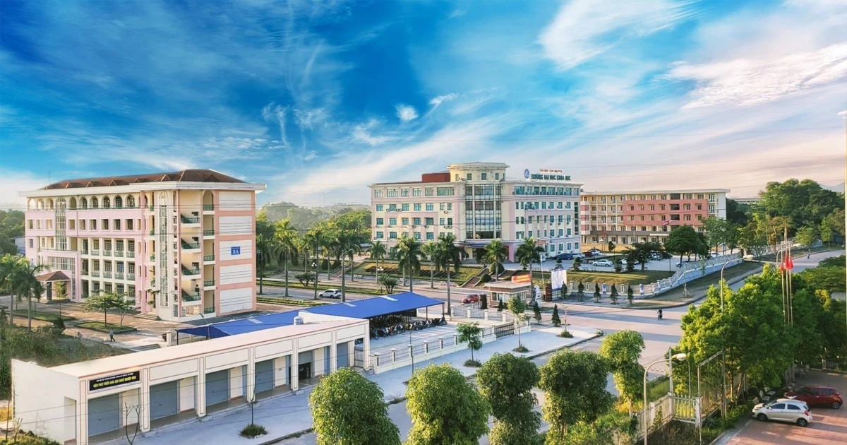 ĐH Khoa học - ĐH Thái Nguyên vừa thả "phao" điểm sàn 2024 rồi nè!