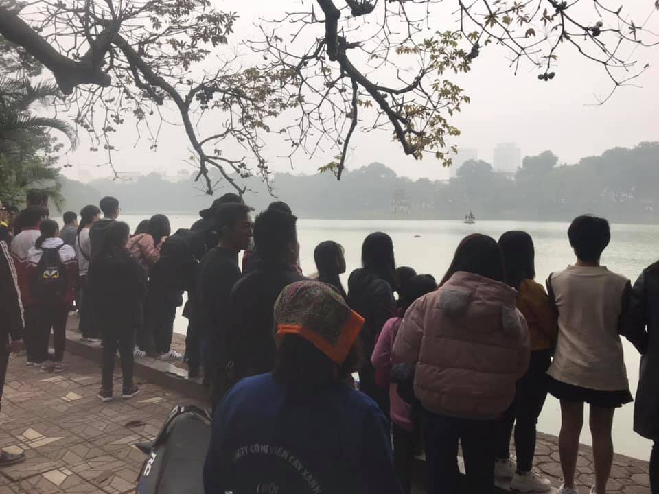 2e2b60100acf409cf189.jpg