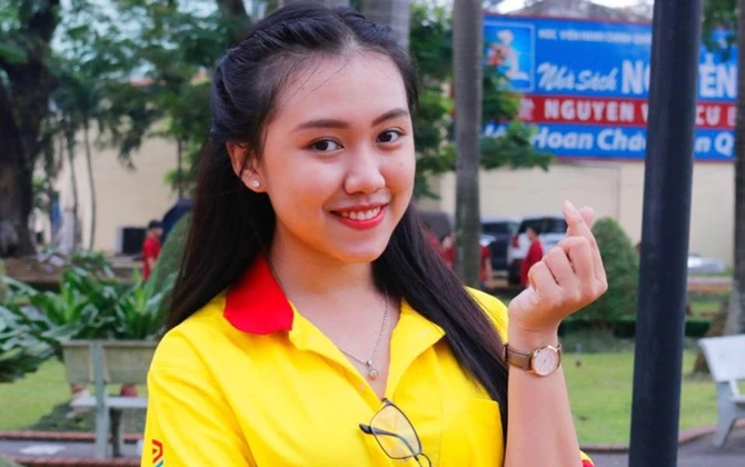 Nữ MC cực cháy với hoạt động Đoàn, Hội - Năng lượng tích cực phải nói là mê quá đi!